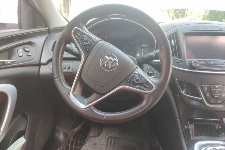 Used Buick Regal 2015 1.6T Elite Tech Model Steering Wheel