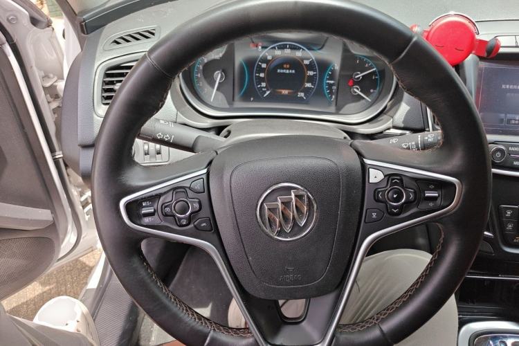 Used Buick Regal 2015 1.6T Elite Tech Model Steering Wheel
