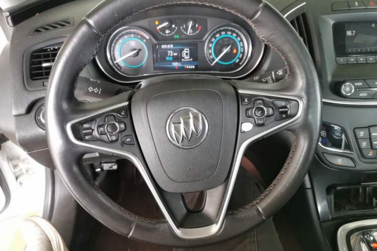 Used Buick Regal 2015 GS 2.0T Grand Sport Edition Steering Wheel