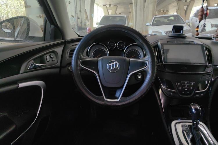 Used Buick Regal 2015 1.6T Leading Technology Model Steering Wheel