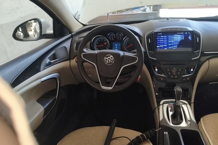 Used Buick Regal 2015 2.0L Leading Fashion Edition Steering Wheel