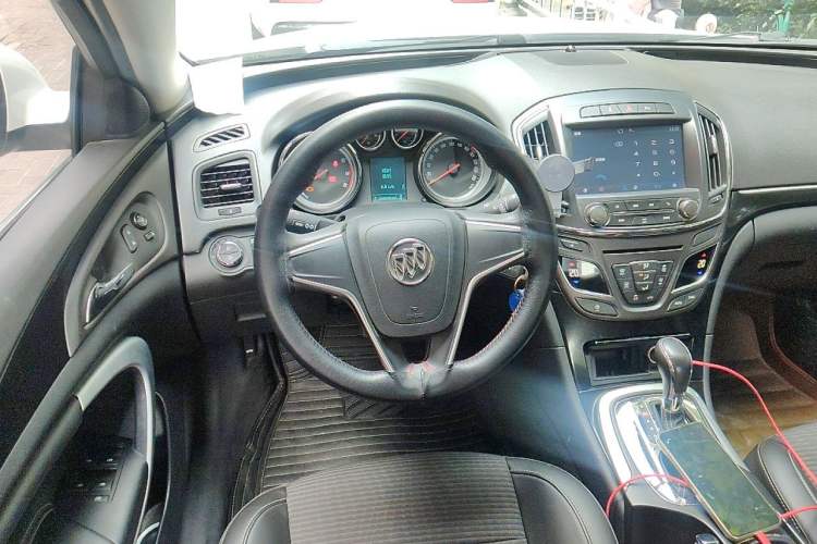 Used Buick Regal 2015 1.6T Leading Technology Model Steering Wheel