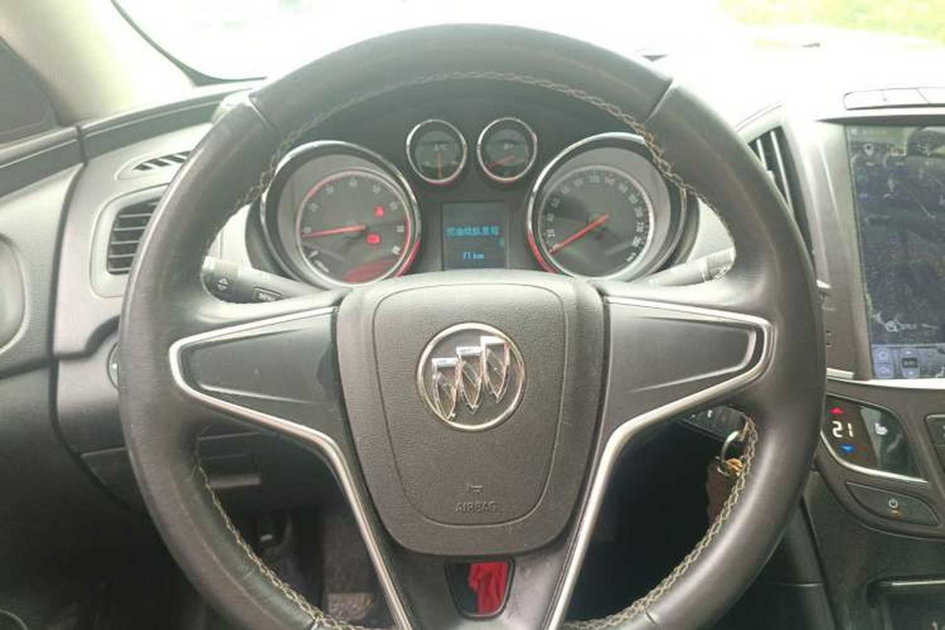 Used Buick Regal 2015 1.6T Fashion Tech Model Steering Wheel