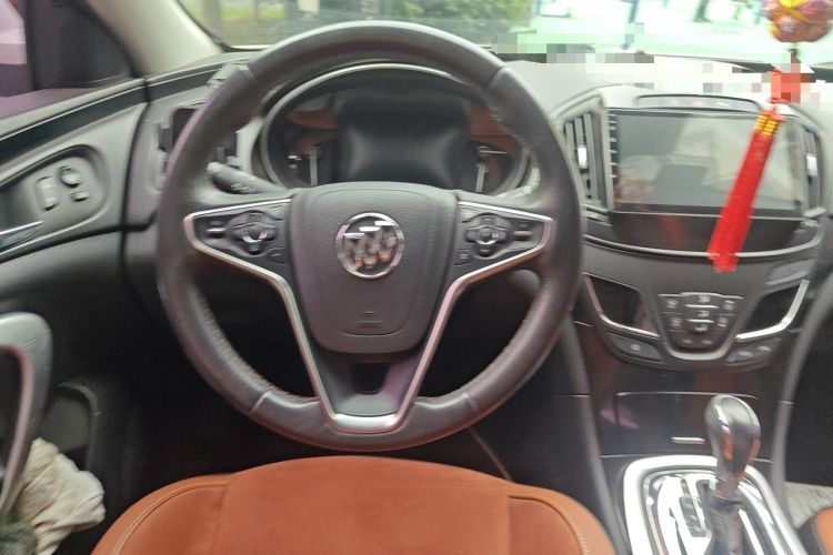 Used Buick Regal 2015 1.6T Elite Tech Model Steering Wheel