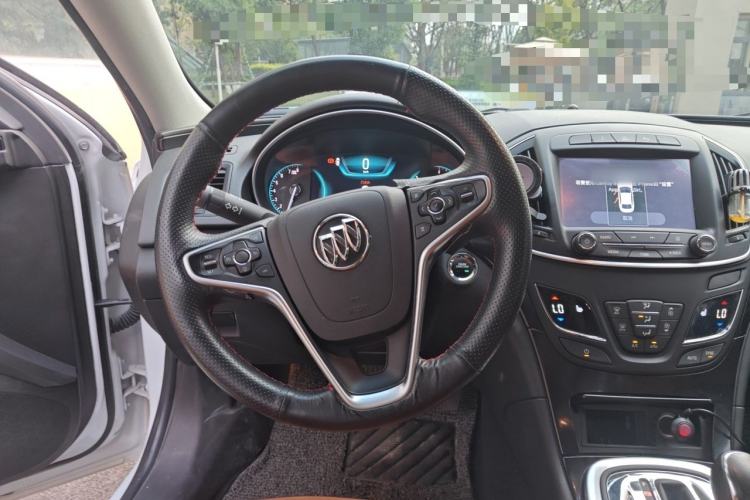 Used Buick Regal 2015 1.6T Elite Tech Model Steering Wheel