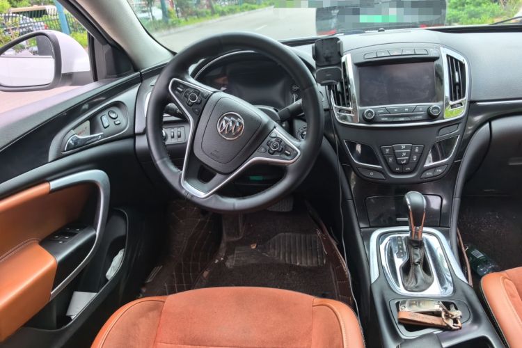 Used Buick Regal 2015 1.6T Elite Tech Model Steering Wheel