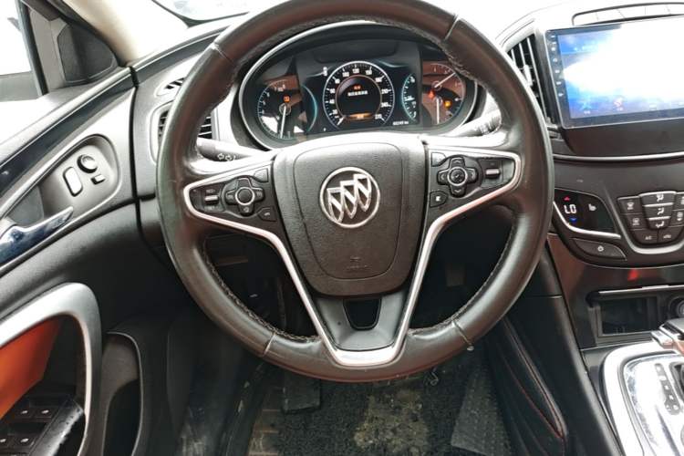 Used Buick Regal 2015 1.6T Elite Tech Model Steering Wheel