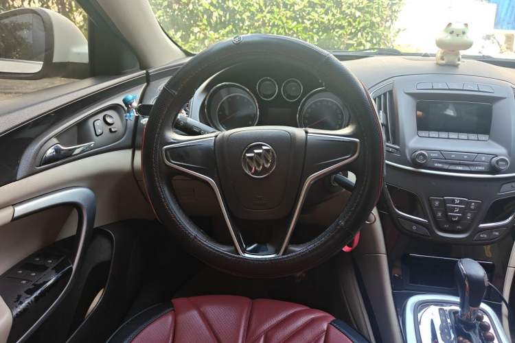 Used Buick Regal 2015 2.0L Leading Fashion Edition Steering Wheel