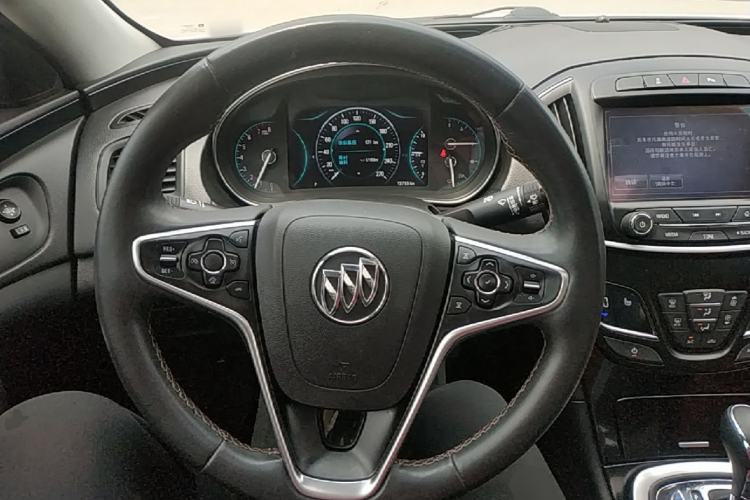 Used Buick Regal 2015 1.6T Elite Tech Model Steering Wheel