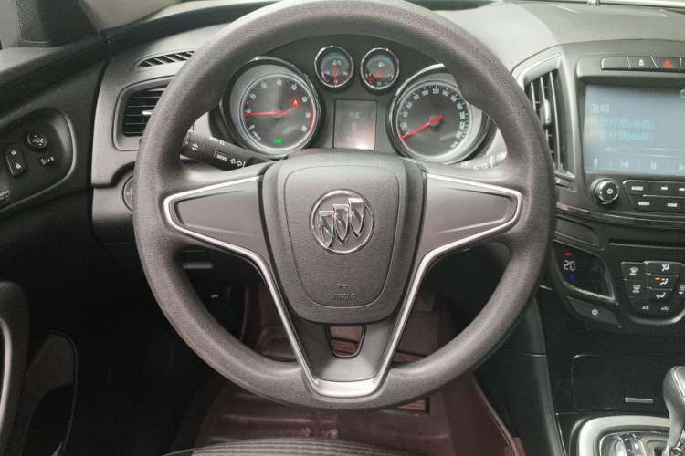 Used Buick Regal 2015 1.6T Leading Technology Model Steering Wheel