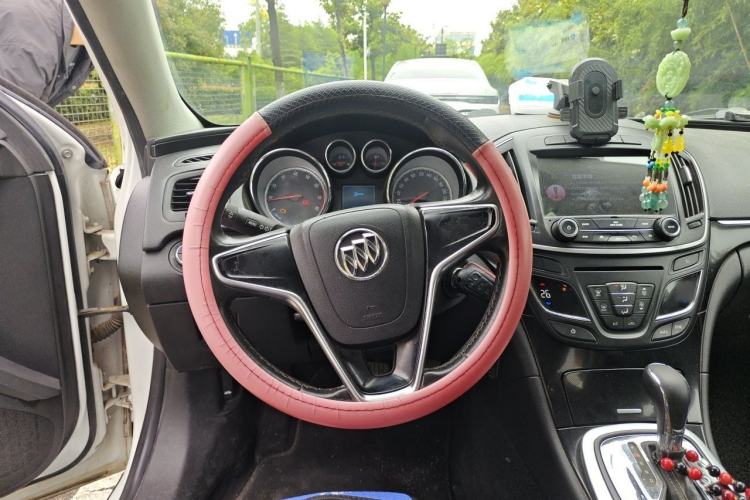 Used Buick Regal 2015 1.6T Leading Technology Model Steering Wheel