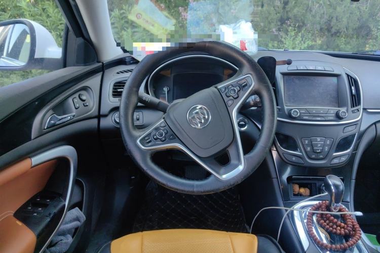 Used Buick Regal 2015 1.6T Elite Tech Model Steering Wheel