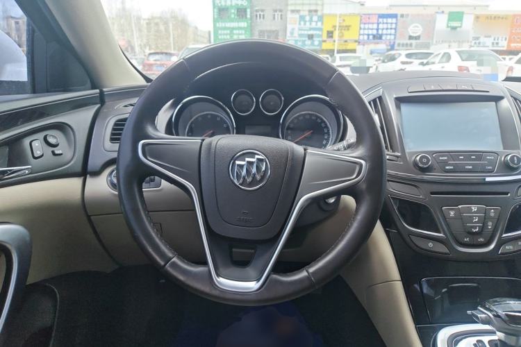 Used Buick Regal 2015 2.0L Leading Fashion Edition Steering Wheel