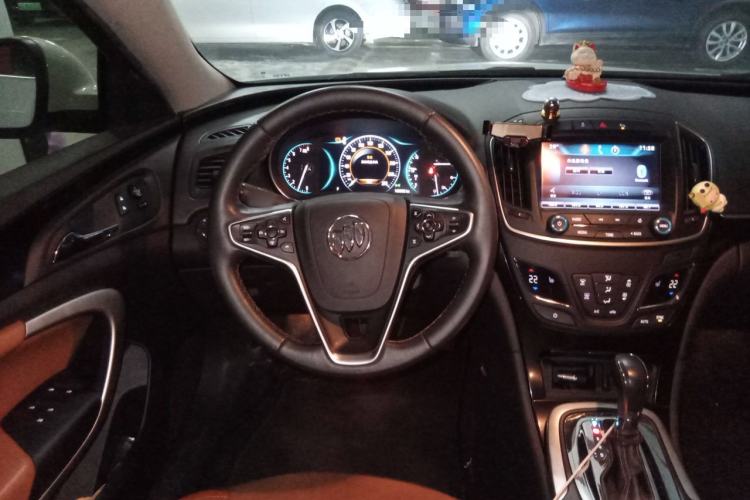 Used Buick Regal 2015 1.6T Elite Tech Model Steering Wheel