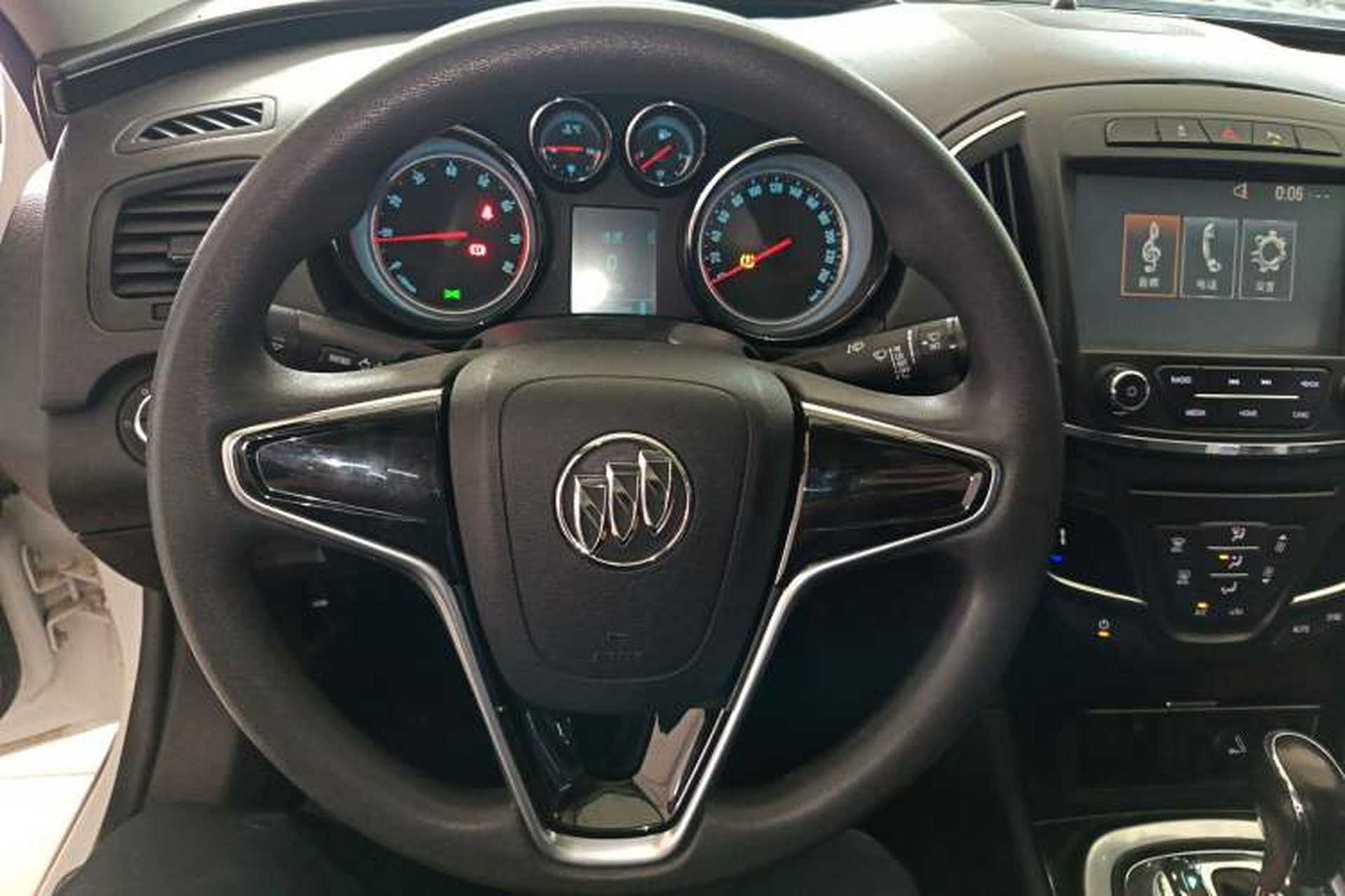 Used Buick Regal 2015 1.6T Leading Technology Model Steering Wheel