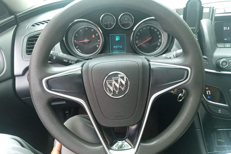 Used Buick Regal 2015 1.6T Leading Technology Model Steering Wheel