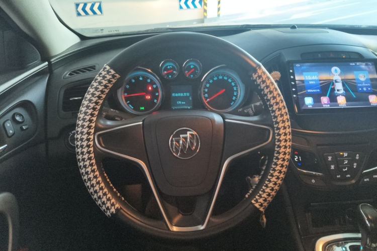 Used Buick Regal 2015 1.6T Leading Technology Model Steering Wheel