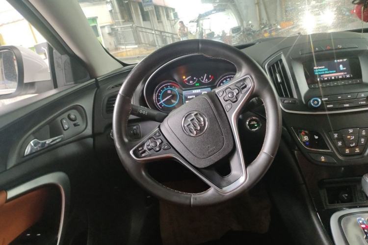 Used Buick Regal 2015 GS 2.0T Grand Sport Edition Steering Wheel