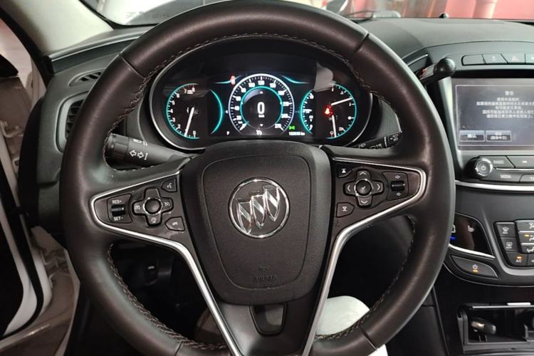 Used Buick Regal 2015 1.6T Elite Tech Model Steering Wheel