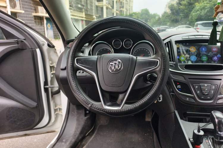 Used Buick Regal 2015 1.6T Leading Technology Model Steering Wheel