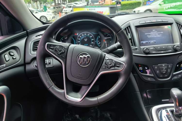 Used Buick Regal 2015 1.6T Elite Tech Model Steering Wheel