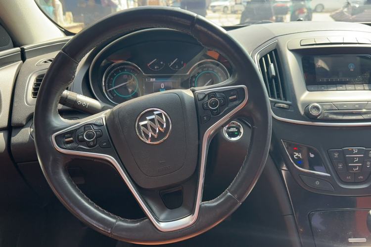 Used Buick Regal 2015 GS 2.0T Grand Sport Edition Steering Wheel
