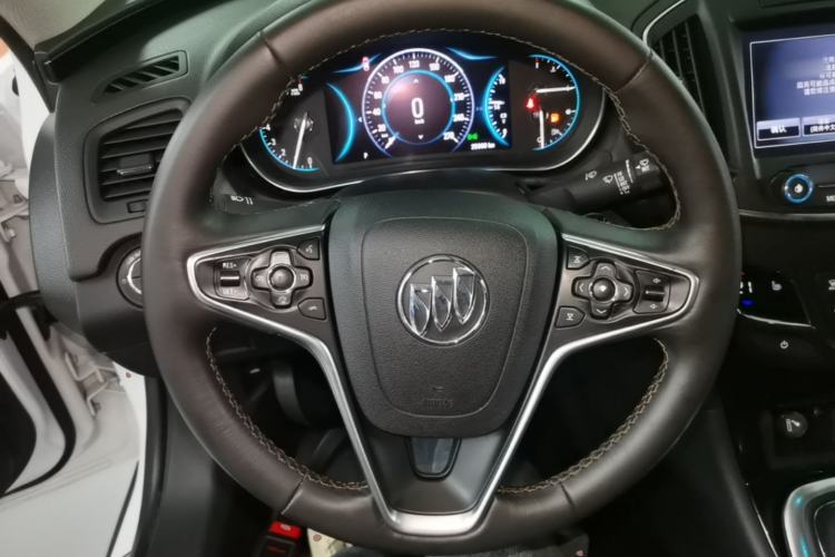 Used Buick Regal 2015 1.6T Elite Tech Model Steering Wheel