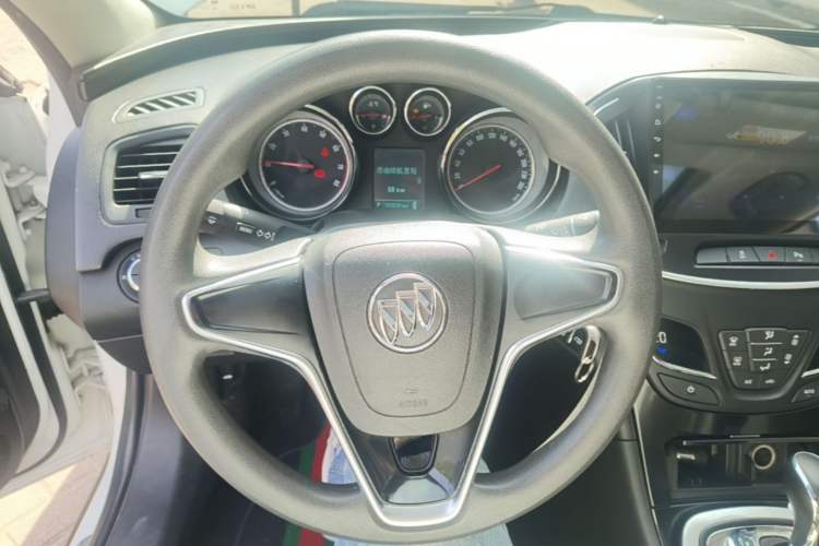 Used Buick Regal 2015 1.6T Leading Technology Model Steering Wheel