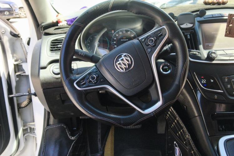 Used Buick Regal 2015 1.6T Elite Tech Model Steering Wheel