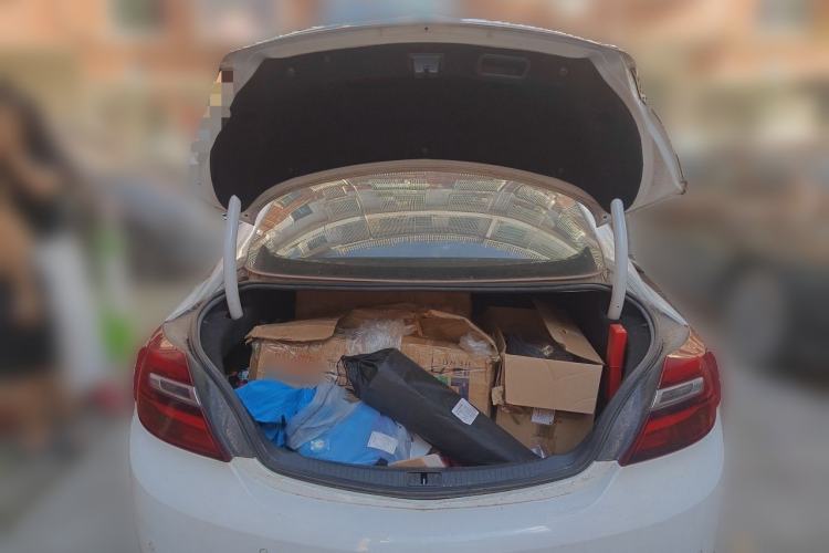 Used Buick Regal 2015 2.0L Leading Fashion Edition Trunk