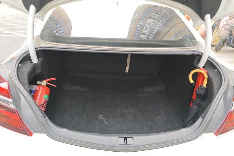 Used Buick Regal 2015 2.0L Elite Fashion Edition Trunk