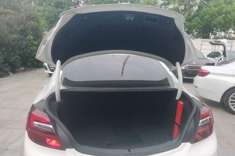 Used Buick Regal 2015 1.6T Elite Tech Model Trunk