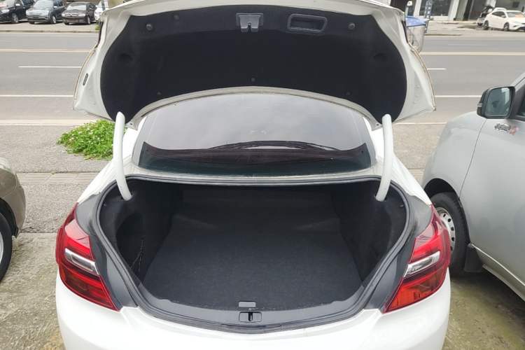 Used Buick Regal 2015 1.6T Elite Tech Model Trunk