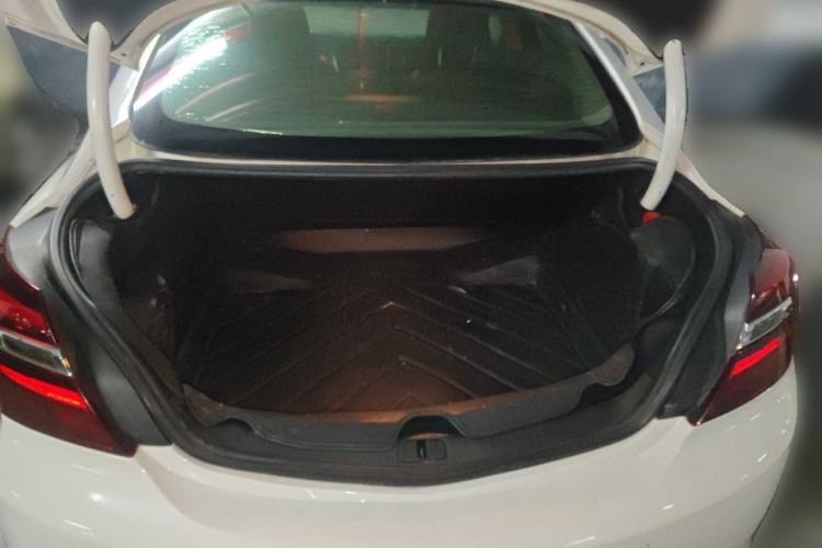 Used Buick Regal 2015 1.6T Leading Technology Model Trunk