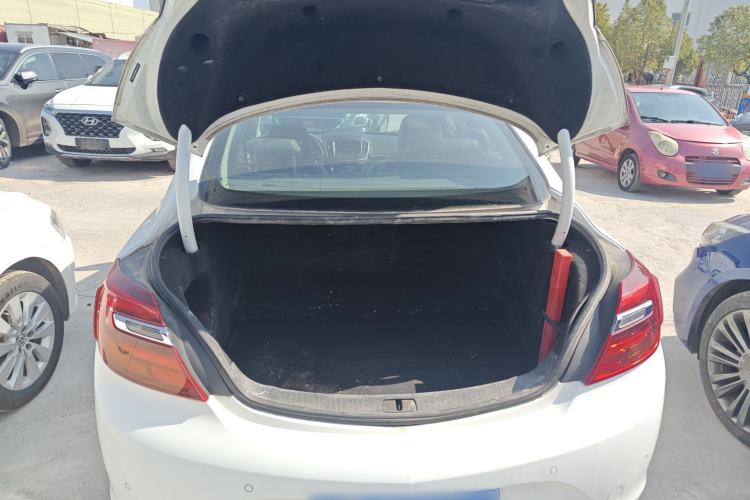 Used Buick Regal 2015 1.6T Leading Technology Model Trunk