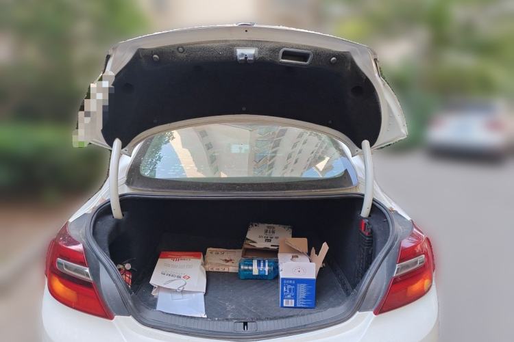 Used Buick Regal 2015 1.6T Leading Technology Model Trunk