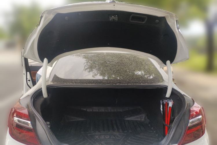 Used Buick Regal 2015 1.6T Elite Tech Model Trunk