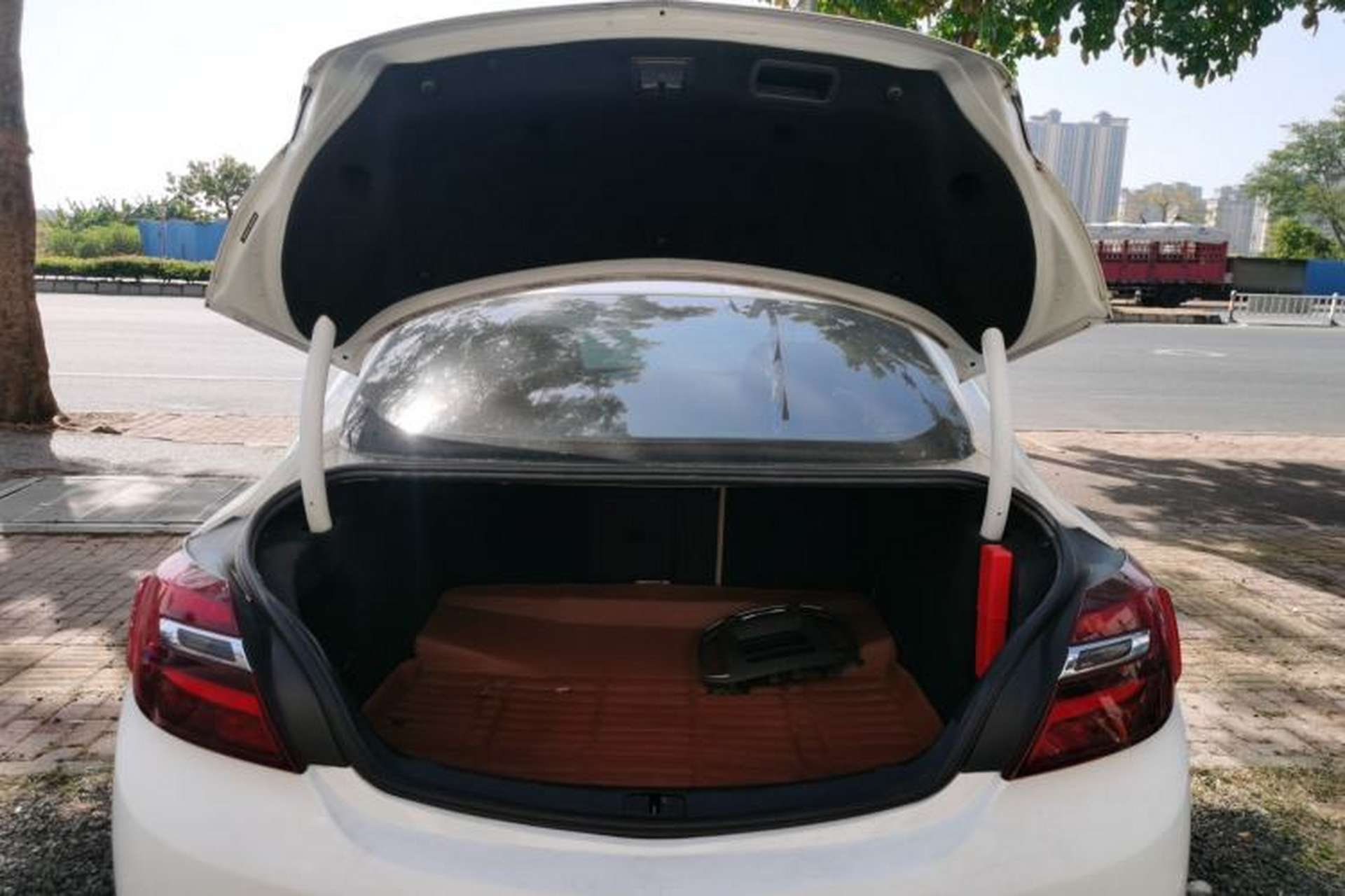 Used Buick Regal 2015 2.0L Leading Fashion Edition Trunk