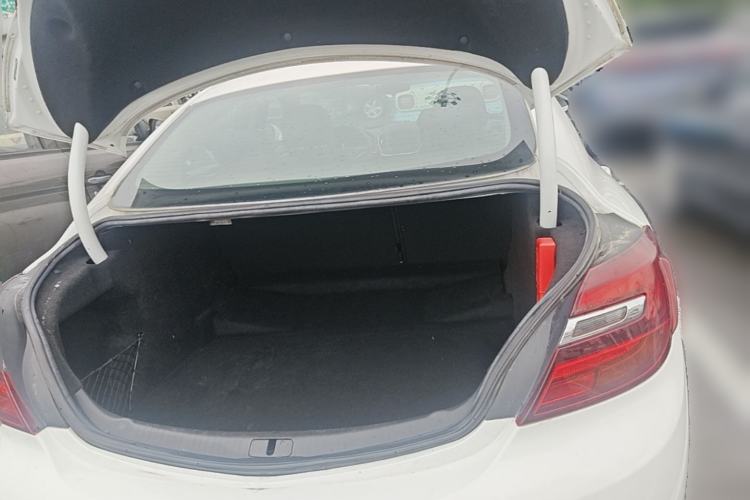 Used Buick Regal 2015 1.6T Leading Technology Model Trunk