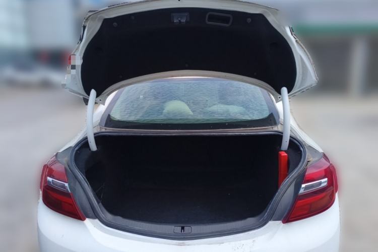 Used Buick Regal 2015 1.6T Leading Technology Model Trunk