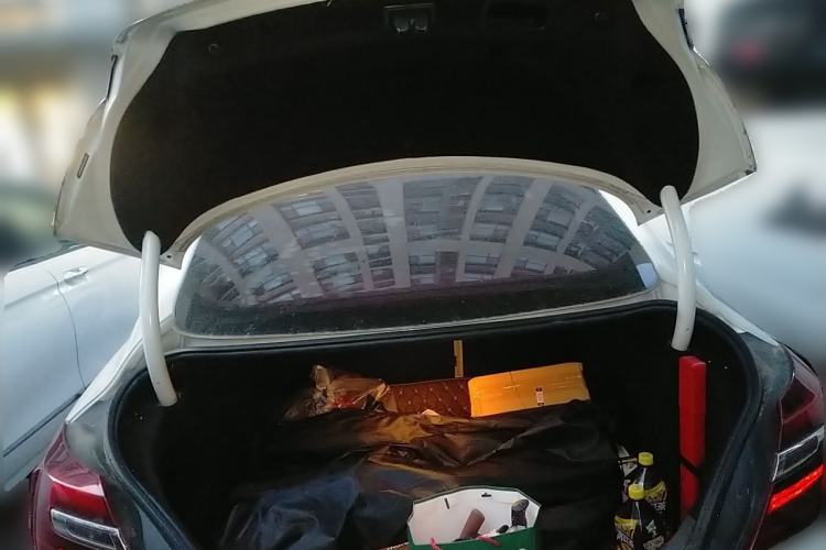 Used Buick Regal 2015 2.0L Leading Fashion Edition Trunk