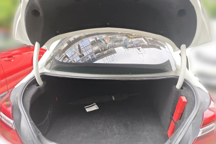 Used Buick Regal 2015 1.6T Leading Technology Model Trunk