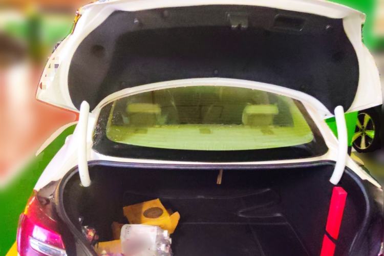 Used Buick Regal 2015 2.0L Leading Fashion Edition Trunk