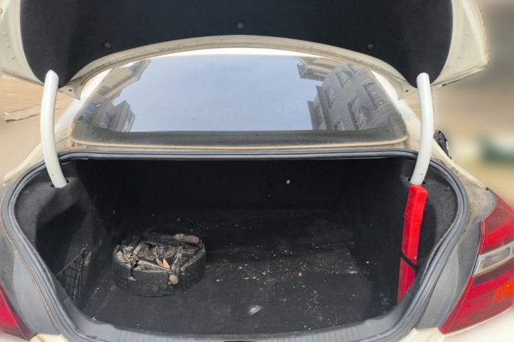 Used Buick Regal 2015 1.6T Leading Technology Model Trunk
