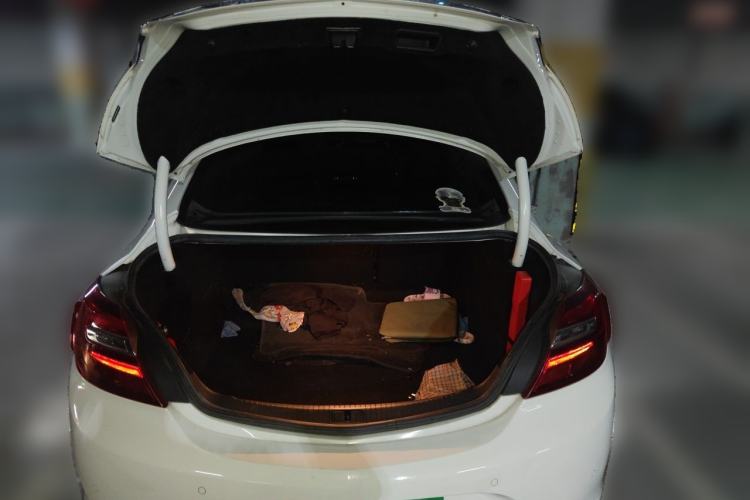Used Buick Regal 2015 1.6T Leading Technology Model Trunk