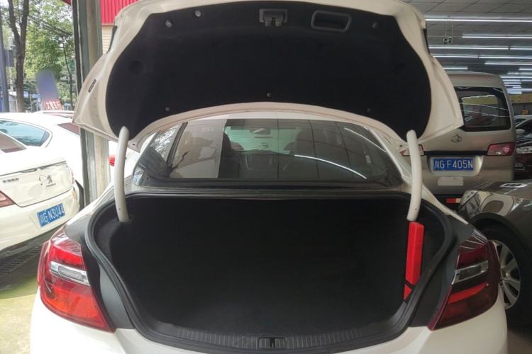 Used Buick Regal 2015 1.6T Leading Technology Model Trunk