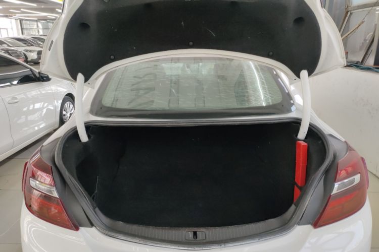 Used Buick Regal 2015 1.6T Leading Technology Model Trunk