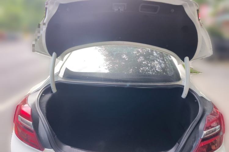 Used Buick Regal 2015 1.6T Leading Technology Model Trunk