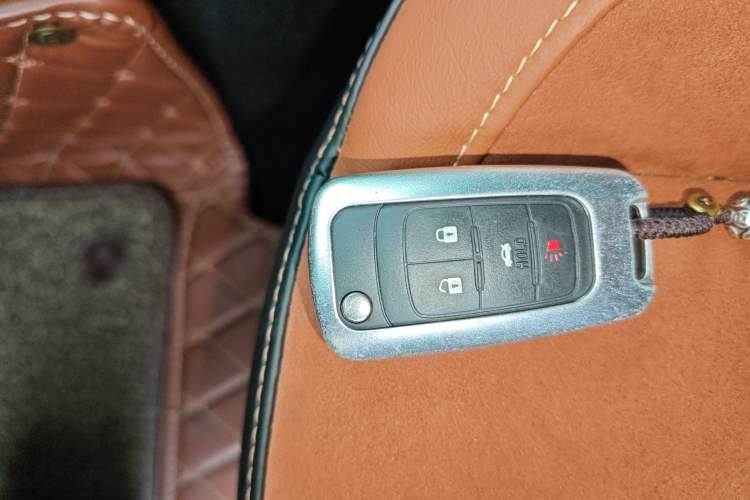 Used Buick Regal 2015 1.6T Elite Tech Model Vehicle Key