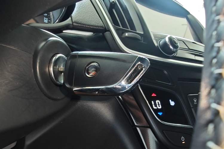 Used Buick Regal 2015 1.6T Fashion Tech Model Vehicle Key